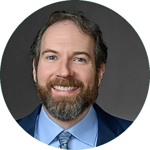 Portrait of Sterling, Production Director of the 3D Leadership Podcast